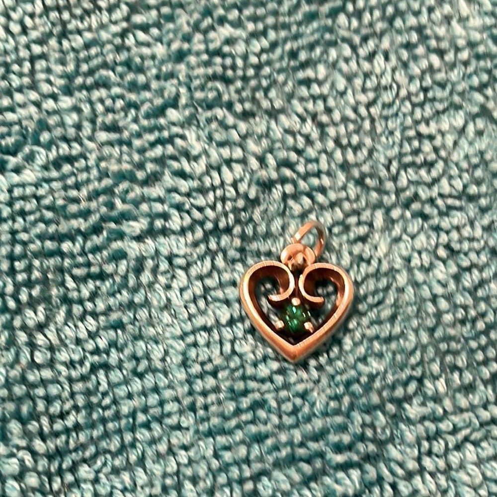 James Avery Remembrance Emerald Birthstone Pendant